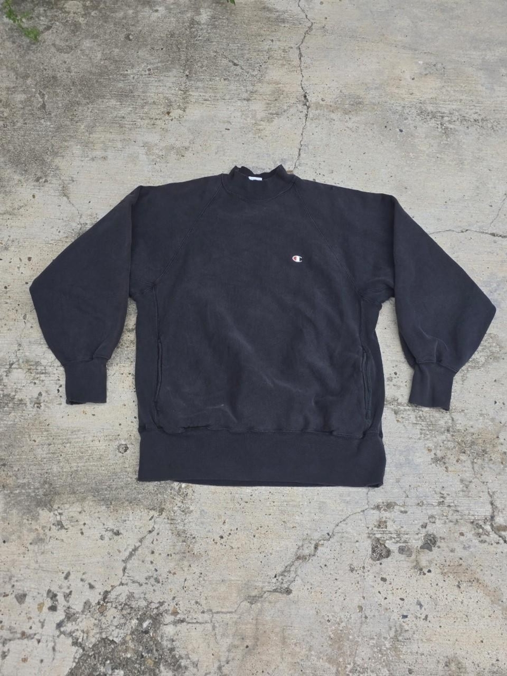 Vintage Black Reverse Weave Champion Made in USA Crewneck Sweatshirt Size XL 90s